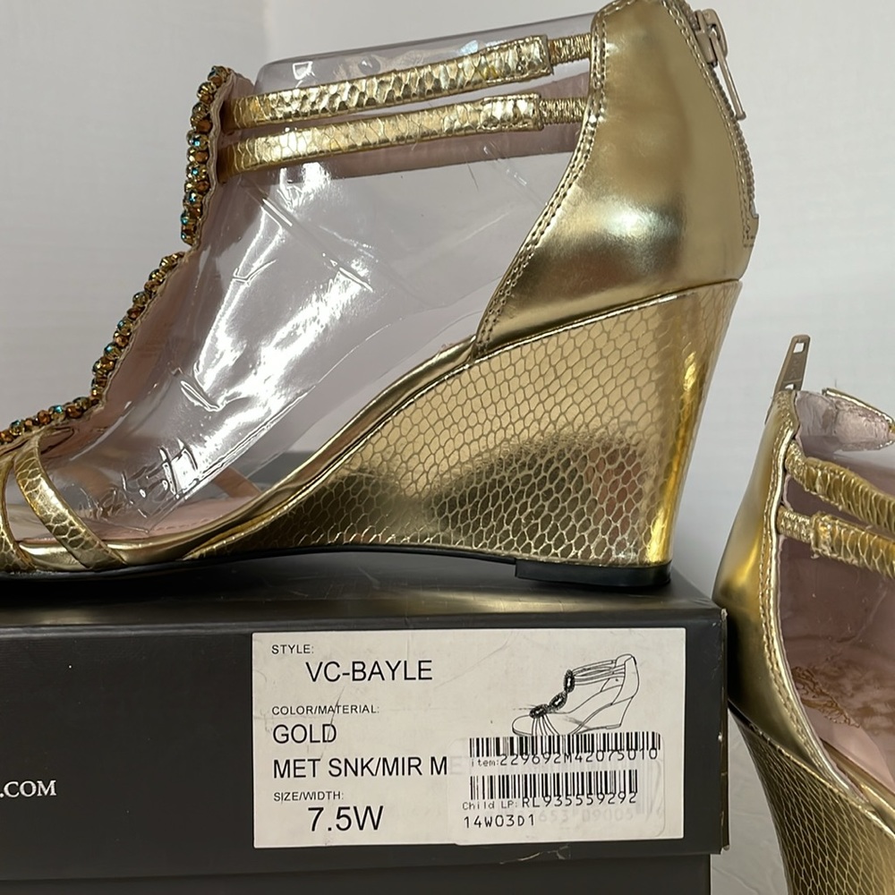 Vince Camuto VC Bayle gold snakeskin sandal wedge shoes size Women’s 7.5W - Picture 5 of 17
